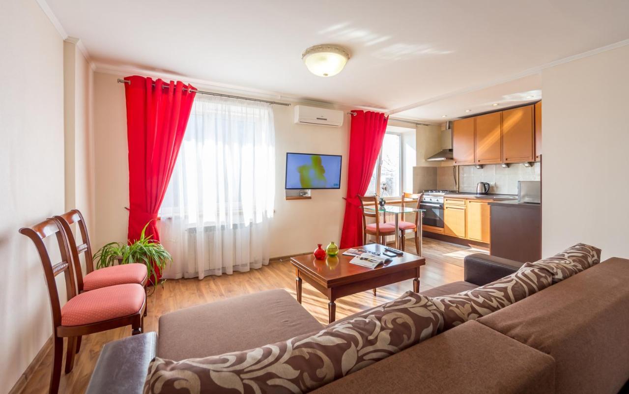 Apartments Near Parus Business Centre Kiev Eksteriør billede